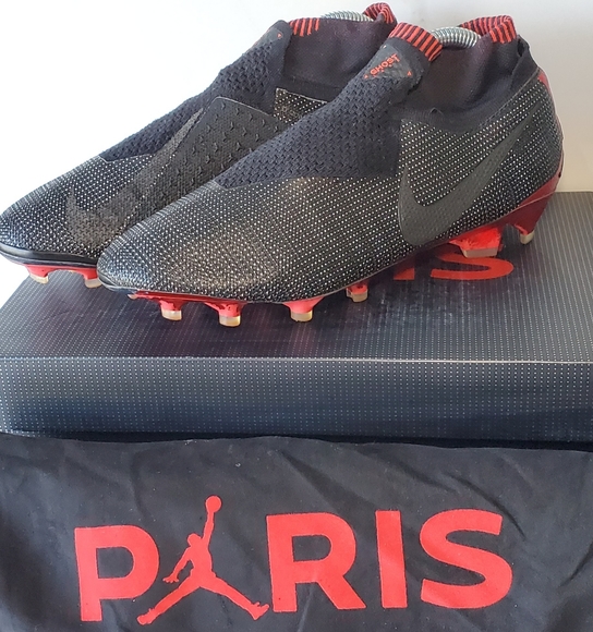 paris jordan cleats